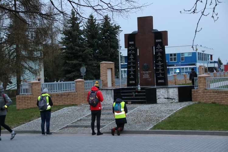 Ekstremalna Droga Krzyżowa w Łęcznej