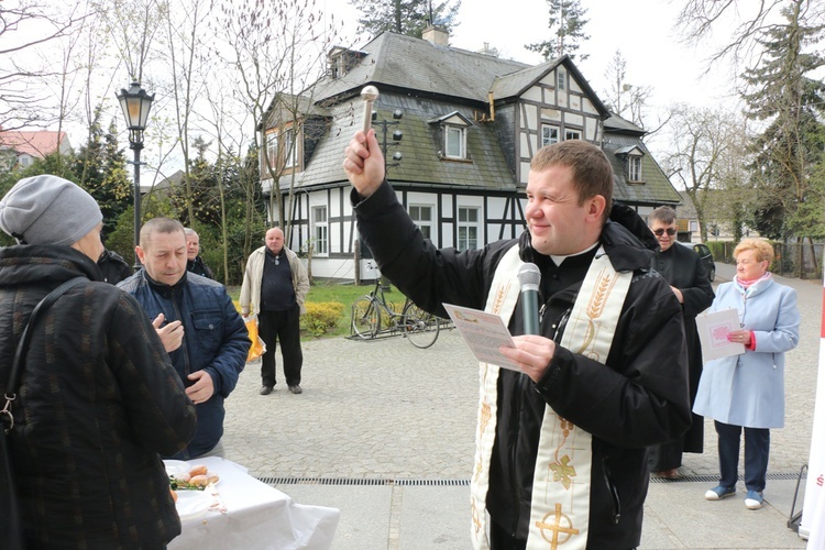 Śniadanie wielkanocne dla samotnych, chorych i potrzebujących w Miliczu