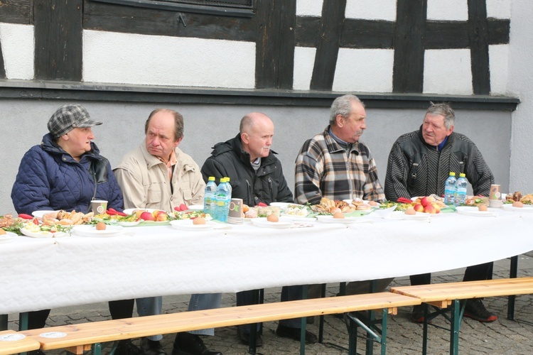 Śniadanie wielkanocne dla samotnych, chorych i potrzebujących w Miliczu