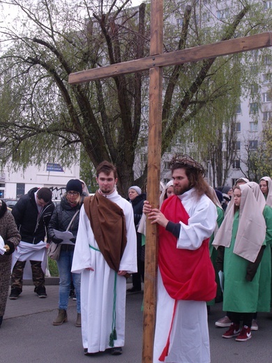 Droga Krzyżowa na Zgorzelisku cz. 2