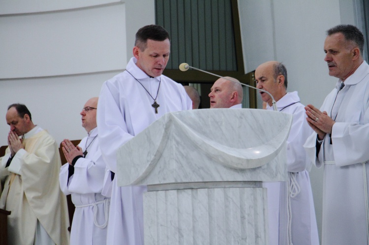 Błogosławieństwo nadzwyczajnych szafarzy Komunii Świętej 2019