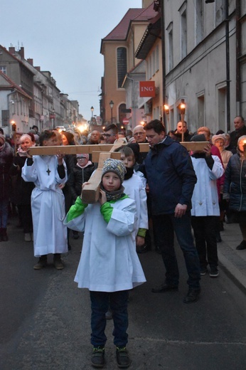 Droga Krzyżowa ulicami miast - Świebodzice