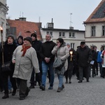 Droga Krzyżowa ulicami miast - Świebodzice