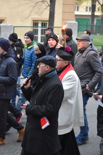 Droga Krzyżowa ulicami miast - Świebodzice