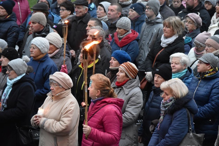 Droga Krzyżowa ulicami miast - Świebodzice