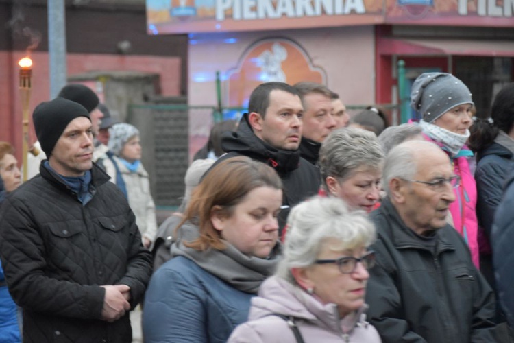 Droga Krzyżowa ulicami miast - Świebodzice