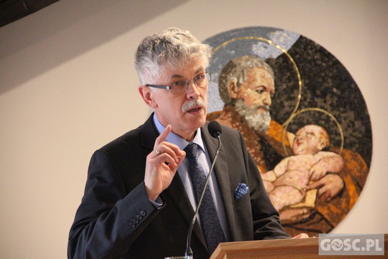 Sesja robocza I Synod Diecezji Zielonogórsko-Gorzowskiej - cz. II