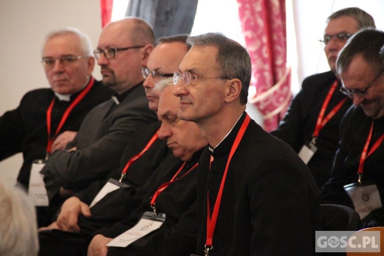 Sesja robocza I Synod Diecezji Zielonogórsko-Gorzowskiej - cz. II