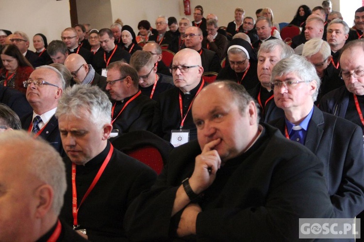 Sesja robocza I Synod Diecezji Zielonogórsko-Gorzowskiej - cz. II