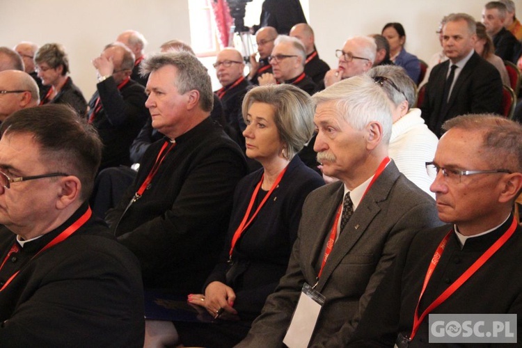 Sesja robocza I Synod Diecezji Zielonogórsko-Gorzowskiej - cz. II