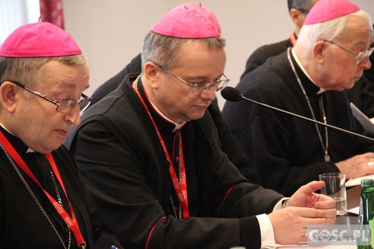 Sesja robocza I Synod Diecezji Zielonogórsko-Gorzowskiej - cz. II