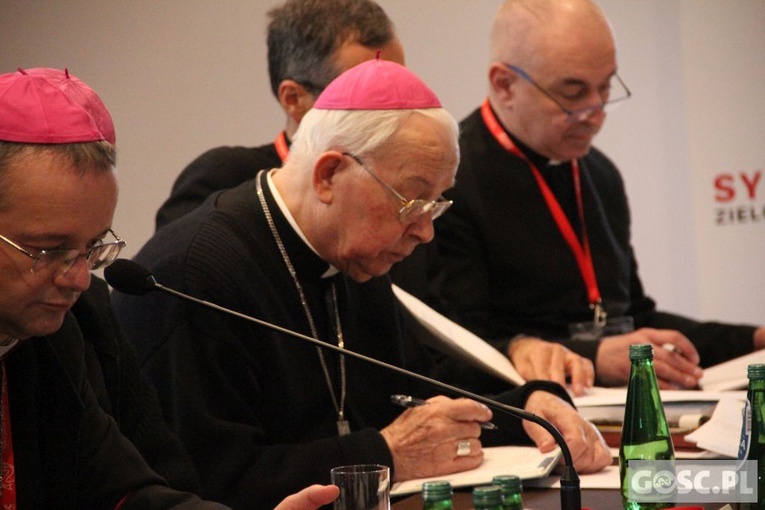 Sesja robocza I Synod Diecezji Zielonogórsko-Gorzowskiej - cz. II
