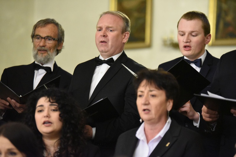 Patronka w trudnych sprawach w Zalasowej