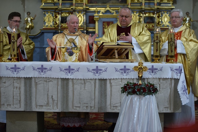 Patronka w trudnych sprawach w Zalasowej