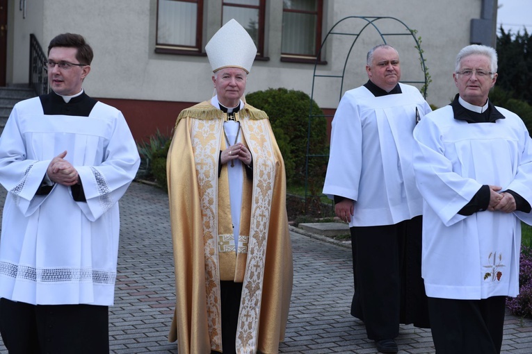 Patronka w trudnych sprawach w Zalasowej