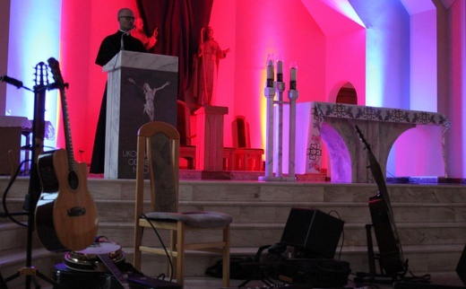 Koncert Antoniny Krzysztoń u bielskich pallotynów