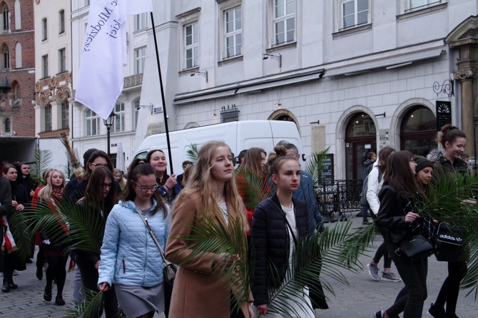 Niedziela Palmowa z udziałem młodzieży w Krakowie 2019