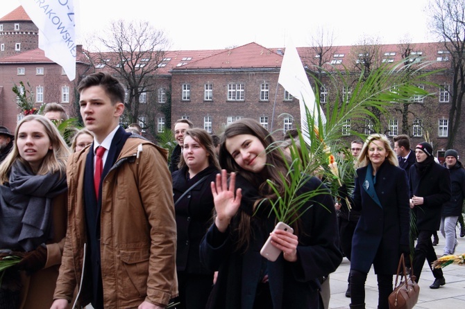 Niedziela Palmowa z udziałem młodzieży w Krakowie 2019