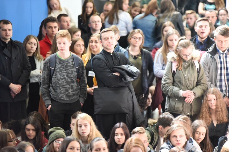 Tarnów. Niedziela Palmowa młodych. Zawiązanie wspólnoty