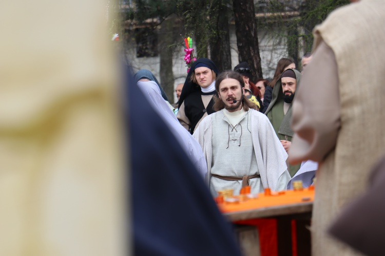 Rozpoczęły się obchody Chwalebnego Misterium Męki Pańskiej