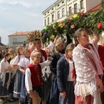 Niedziela Palmowa młodych w Bielsku-Białej 2019 - procesja do katedry