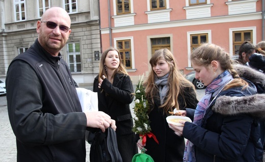 Niedziela Palmowa młodych w Bielsku-Białej 2019 - Msza Święta