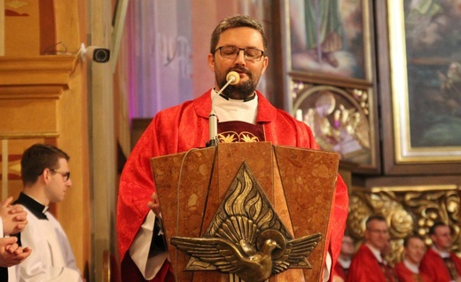 Niedziela Palmowa młodych w Bielsku-Białej 2019 - Msza Święta
