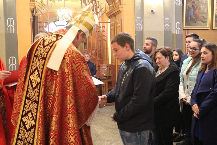 Niedziela Palmowa młodych w Bielsku-Białej 2019 - Msza Święta