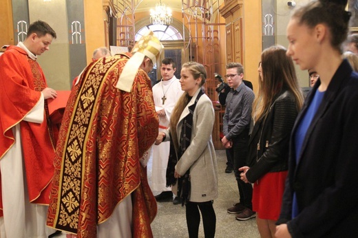 Niedziela Palmowa młodych w Bielsku-Białej 2019 - Msza Święta