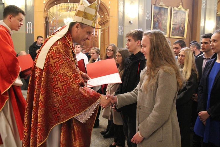 Niedziela Palmowa młodych w Bielsku-Białej 2019 - Msza Święta