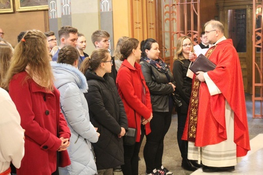 Niedziela Palmowa młodych w Bielsku-Białej 2019 - Msza Święta