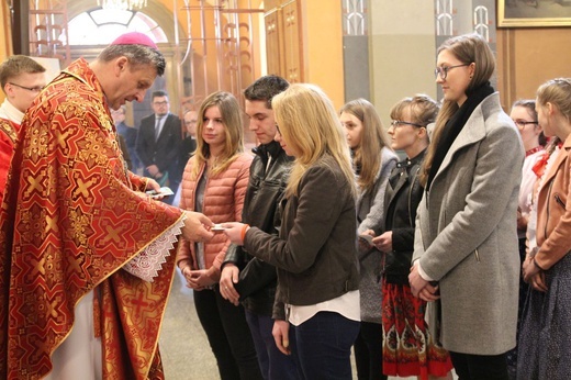 Niedziela Palmowa młodych w Bielsku-Białej 2019 - Msza Święta