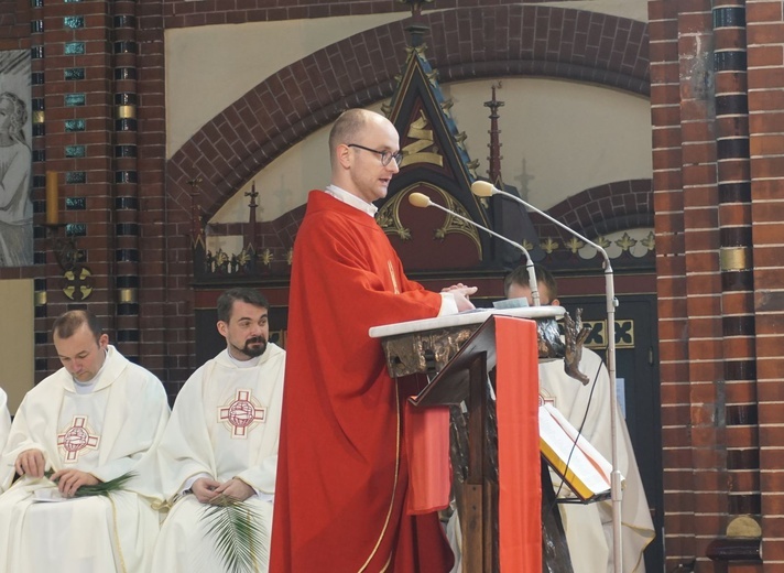 Diecezjalne spotkanie młodzieży w katedrze gliwickiej