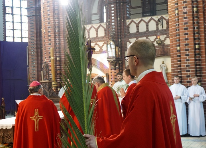 Diecezjalne spotkanie młodzieży w katedrze gliwickiej