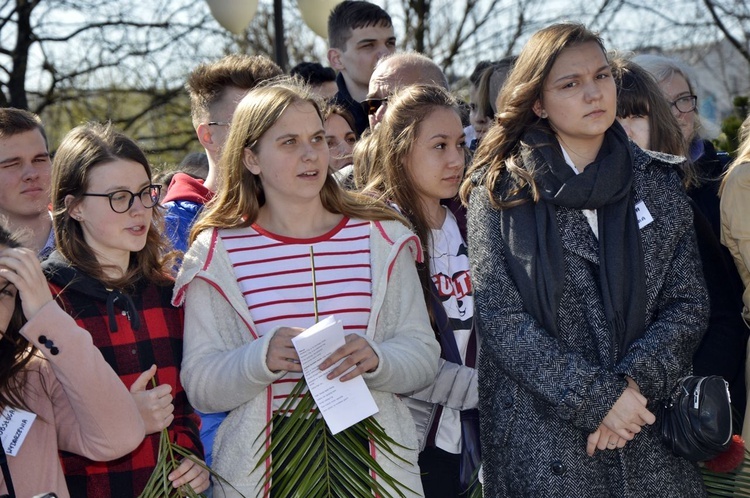 Niedziela Palmowa młodych diecezji płockiej