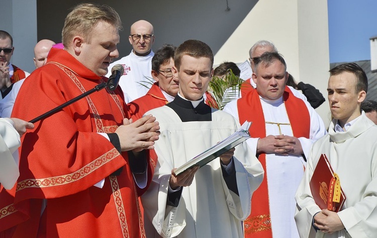 Niedziela Palmowa młodych diecezji płockiej