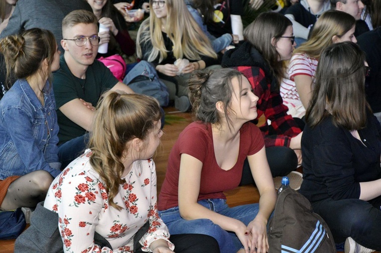 Niedziela Palmowa młodych diecezji płockiej