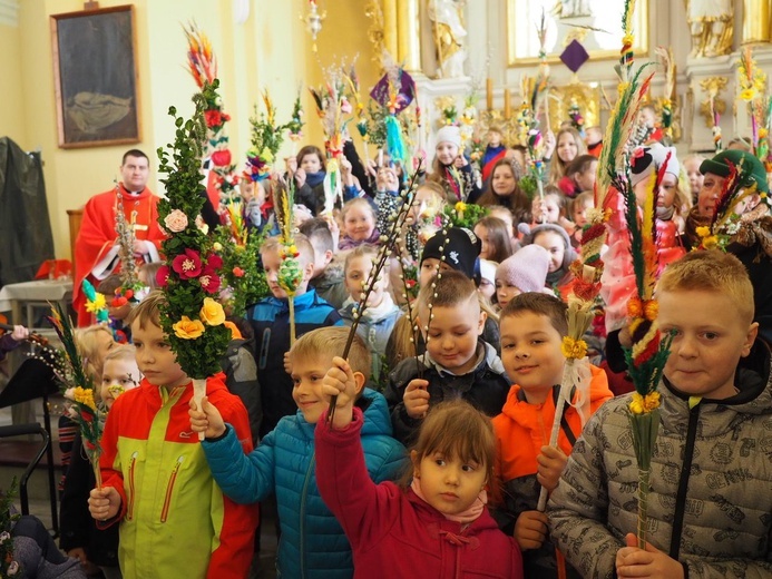 Palmy wielkanocne w parafii pw. św. Mikołaja w Głogowie