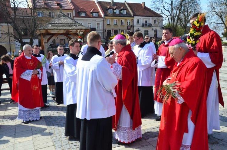 Niedziela Palmowa młodych w Sandomierzu 