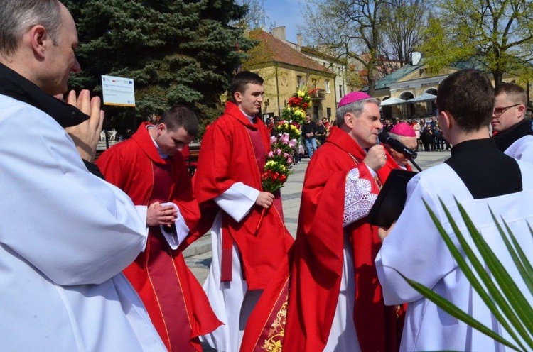 Niedziela Palmowa młodych w Sandomierzu 