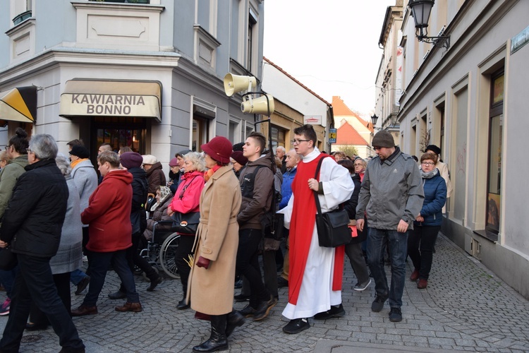 Droga Krzyżowa na ulicach Zielonej Góry