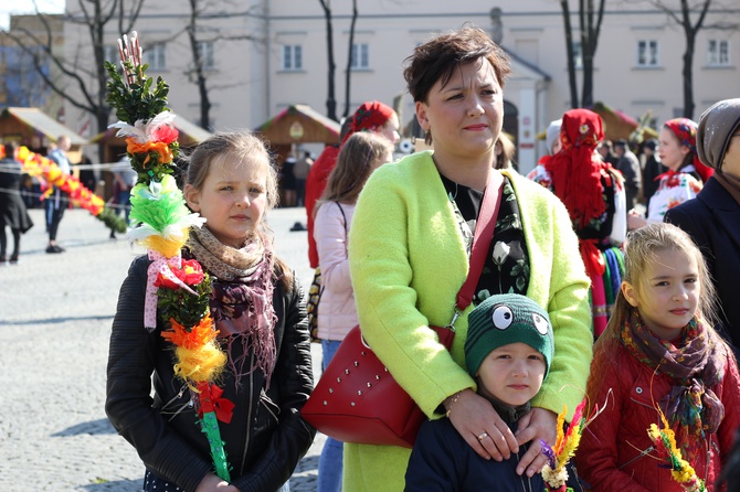 Niedziela Palmowa w Łowiczu - cz.2 