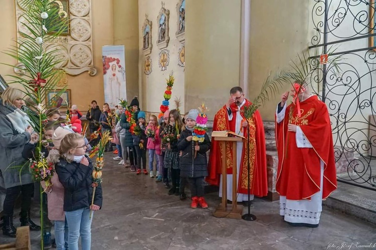 Niedziela Palmowa i Droga Krzyżowa - Krosno Odrzańskie