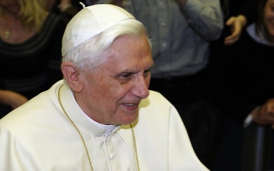 Papiez - senior, Benedykt XVI