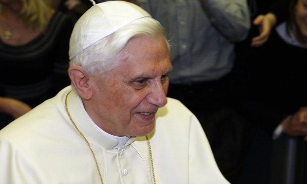 Papiez - senior, Benedykt XVI