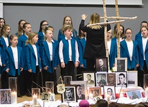 ▲	„Katyń... ocalić od zapomnienia” – to program edukacyjny, który rozpowszechnia wiedzę na temat tamtych wydarzeń wśród młodzieży.