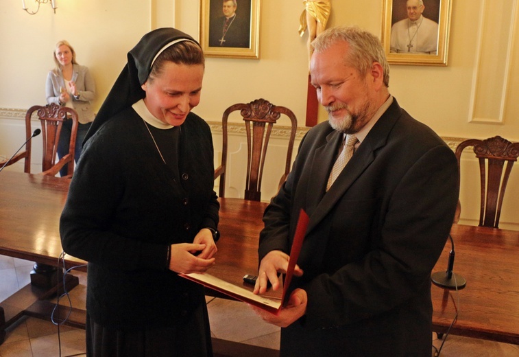 Miejskie wyróżnienia dla ludzi Kościoła wrocławskiego