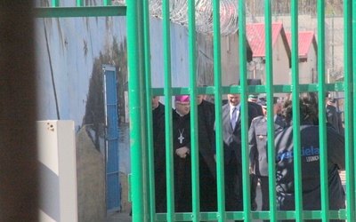 Biskup Marek Mendyk odwiedził skazanych