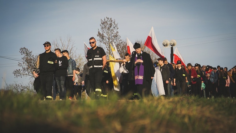 Okręgowa Droga Krzyżowa w Jurkowie