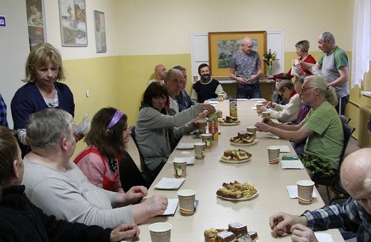 Krzyż Nadziei w schronisku dla bezdomnych w Bielsku-Białej